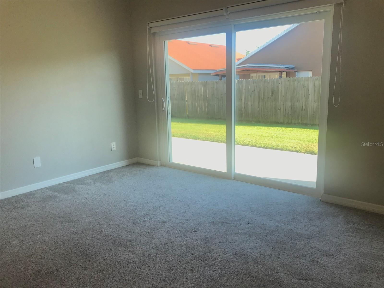 Image 18 of 49 For 10969 Norcross Circle