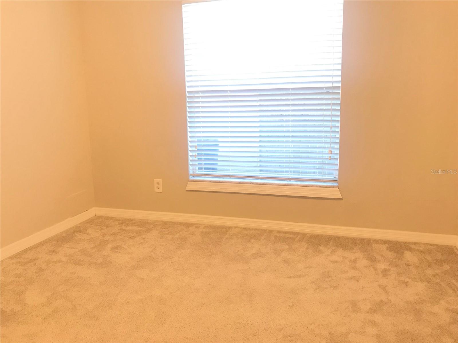 Image 33 of 49 For 10969 Norcross Circle