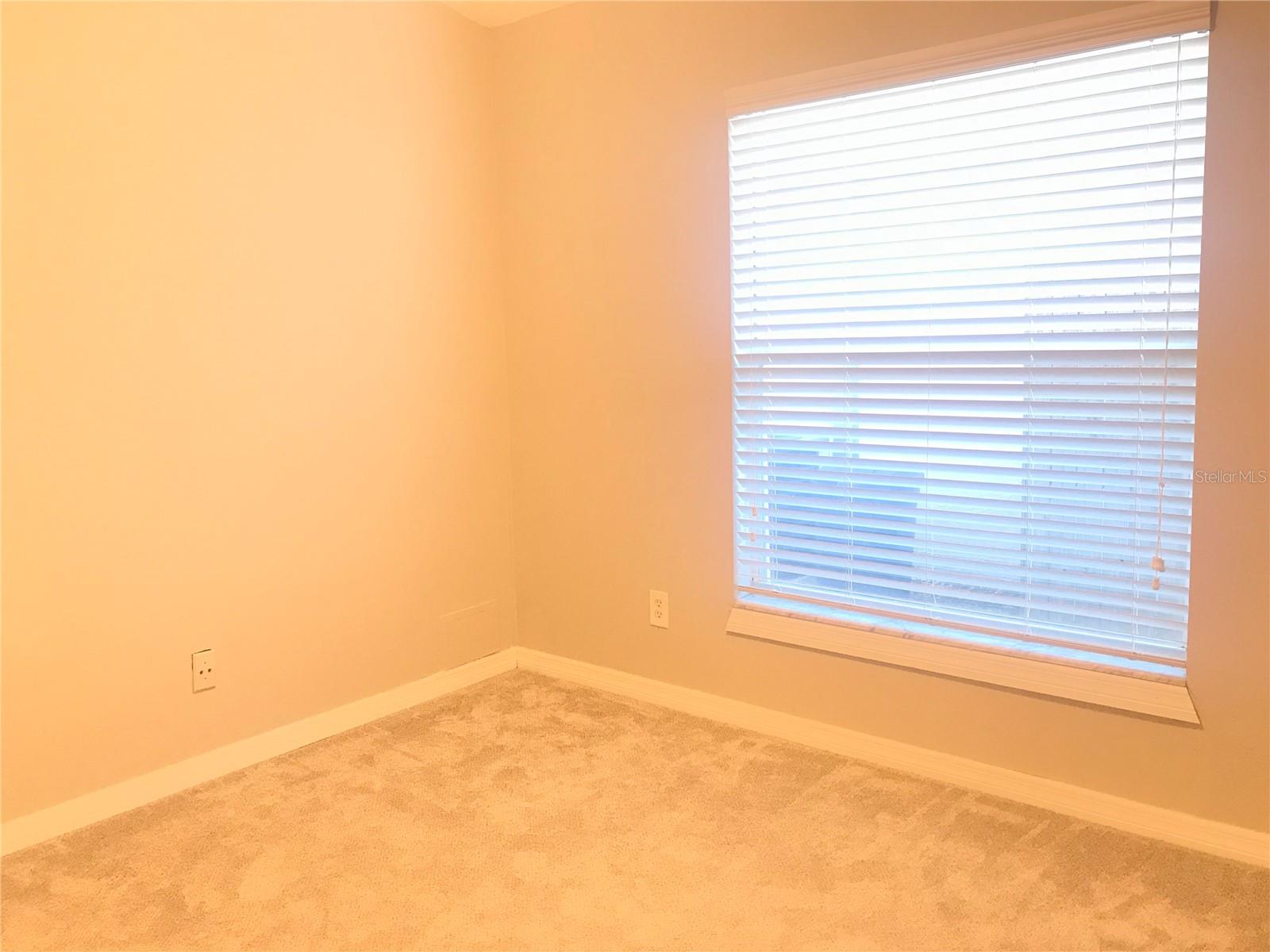 Image 36 of 49 For 10969 Norcross Circle
