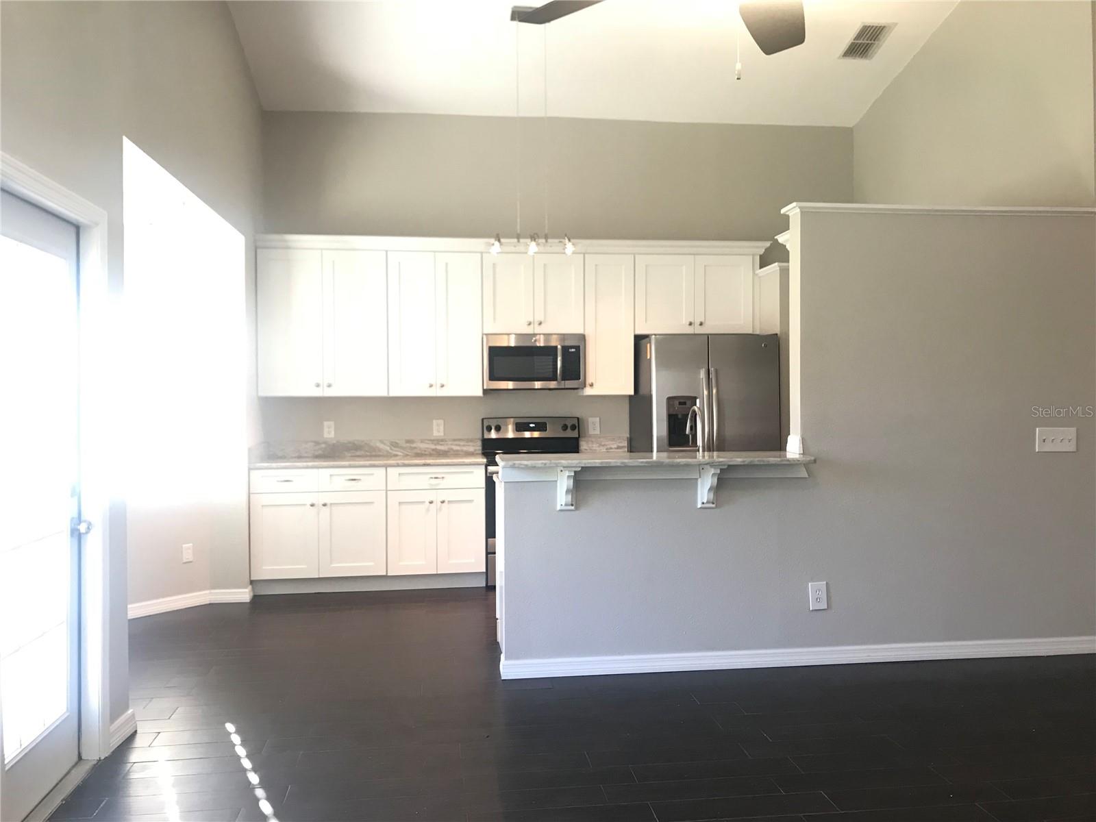 Image 7 of 49 For 10969 Norcross Circle