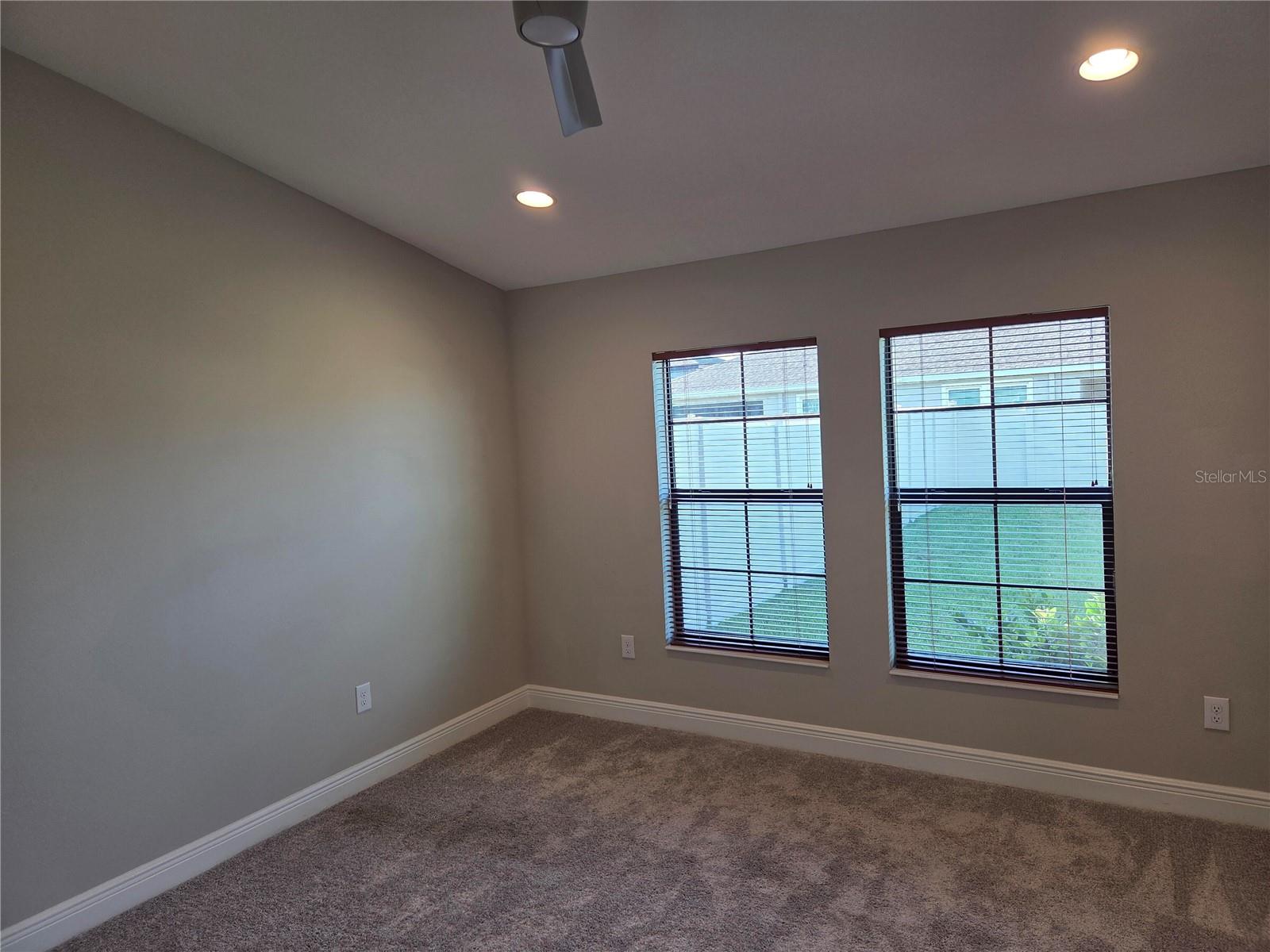 Image 7 of 9 For 12513 Oak Hill Way