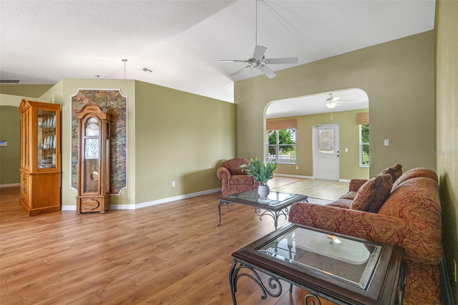 Image 10 of 79 For 4830 Summerbridge Circle