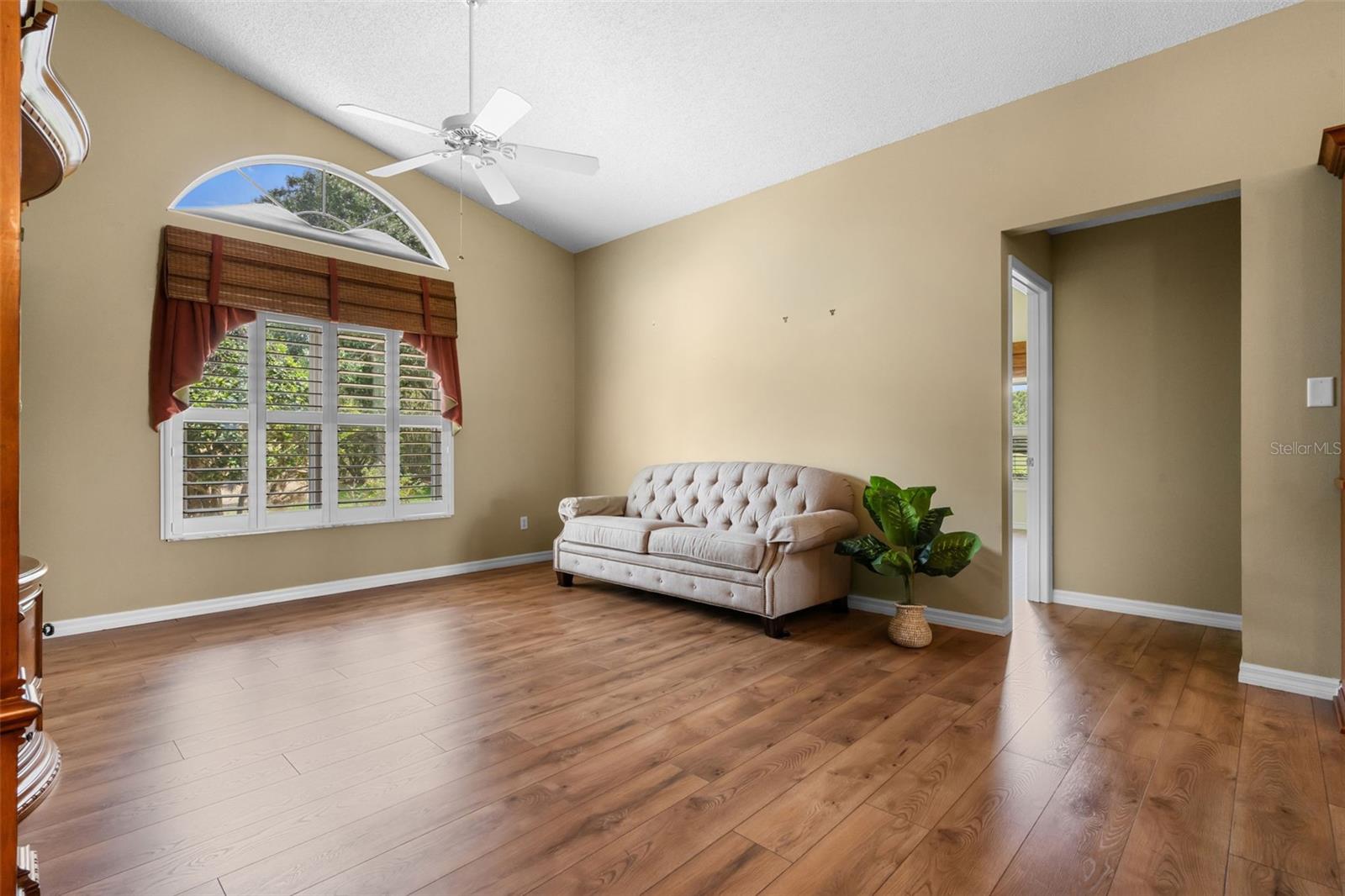Image 14 of 79 For 4830 Summerbridge Circle