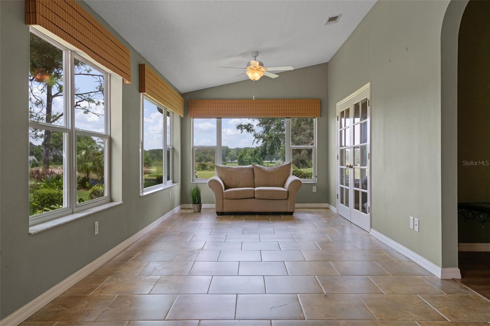 Image 18 of 79 For 4830 Summerbridge Circle