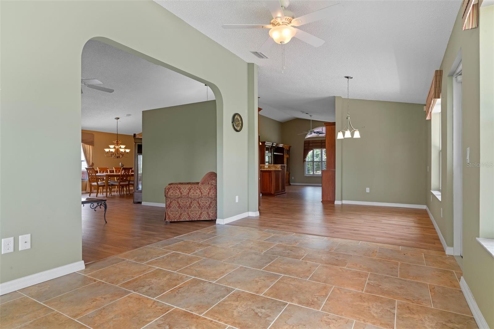 Image 19 of 79 For 4830 Summerbridge Circle