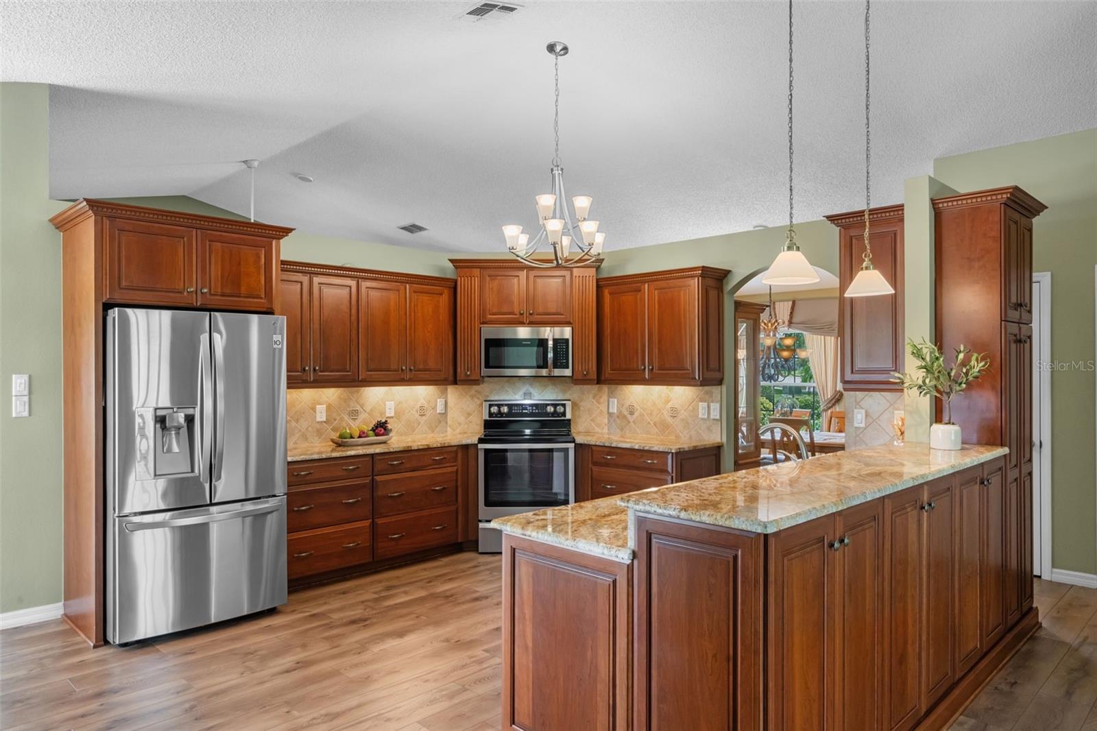 Image 21 of 79 For 4830 Summerbridge Circle