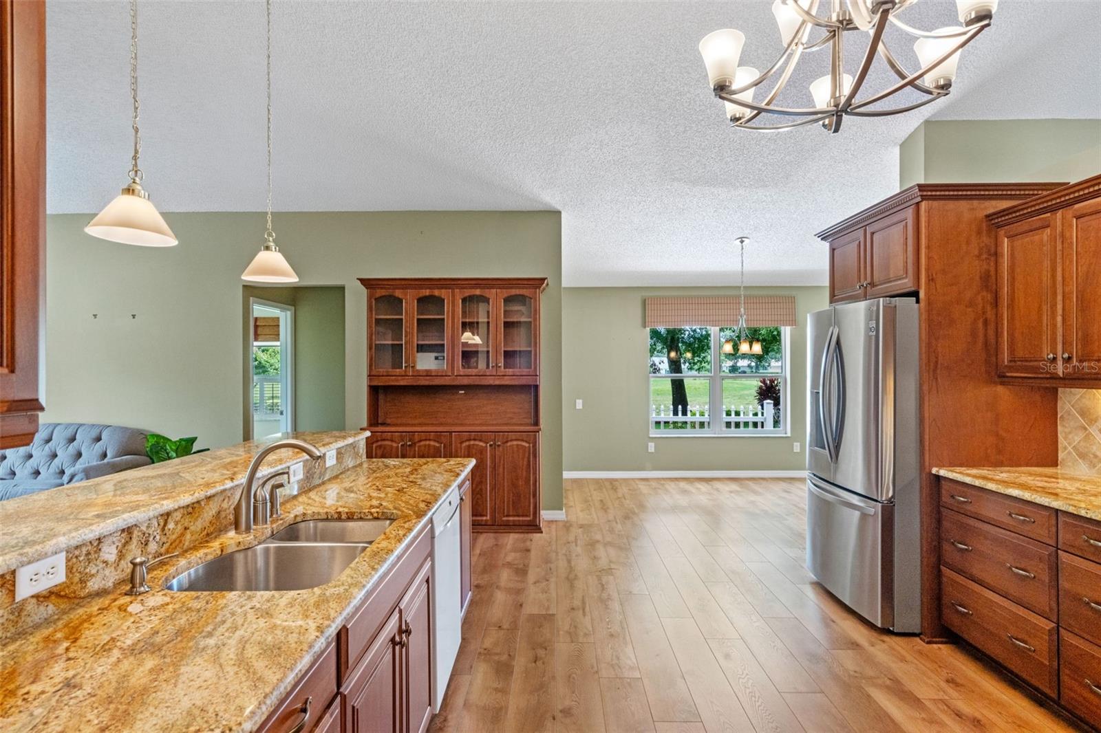 Image 22 of 79 For 4830 Summerbridge Circle