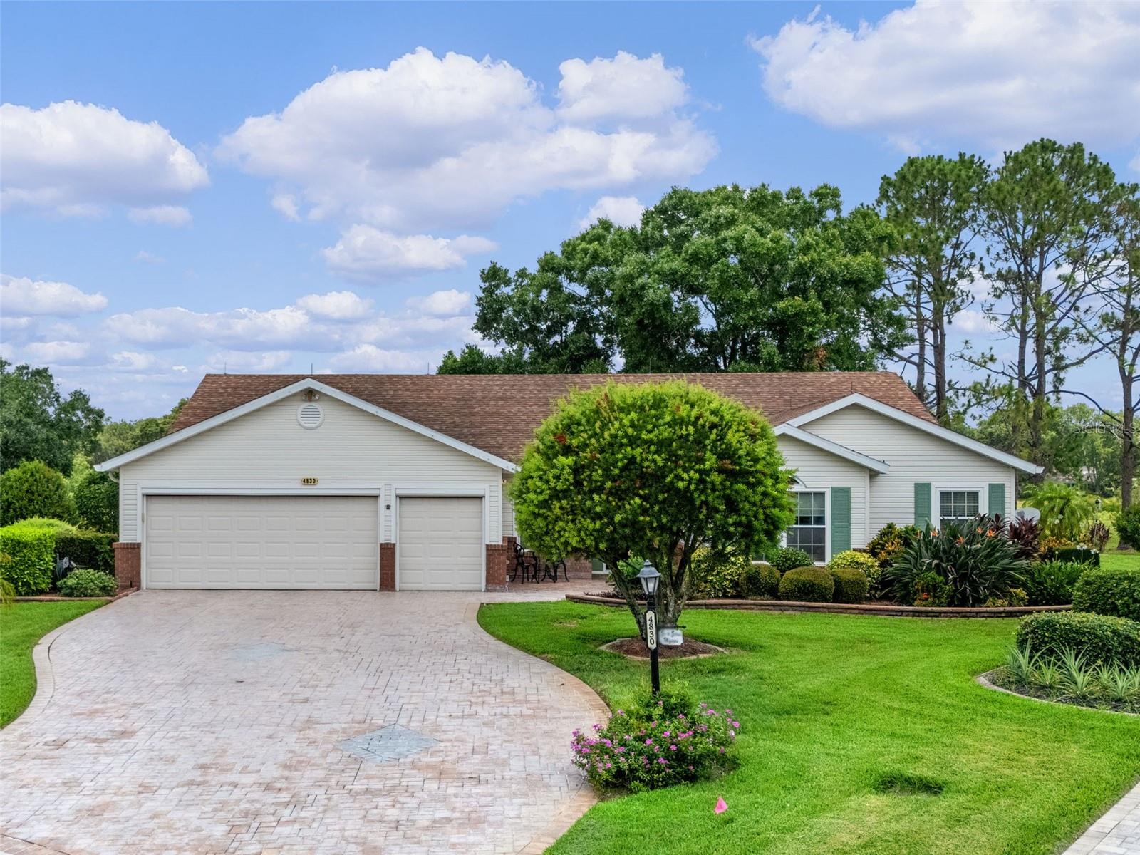 Image 3 of 79 For 4830 Summerbridge Circle