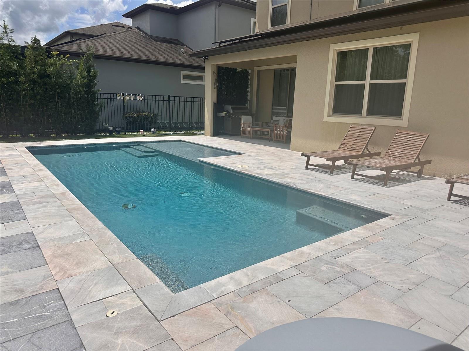 Image 11 of 41 For 14117 Larkspur Lake Drive