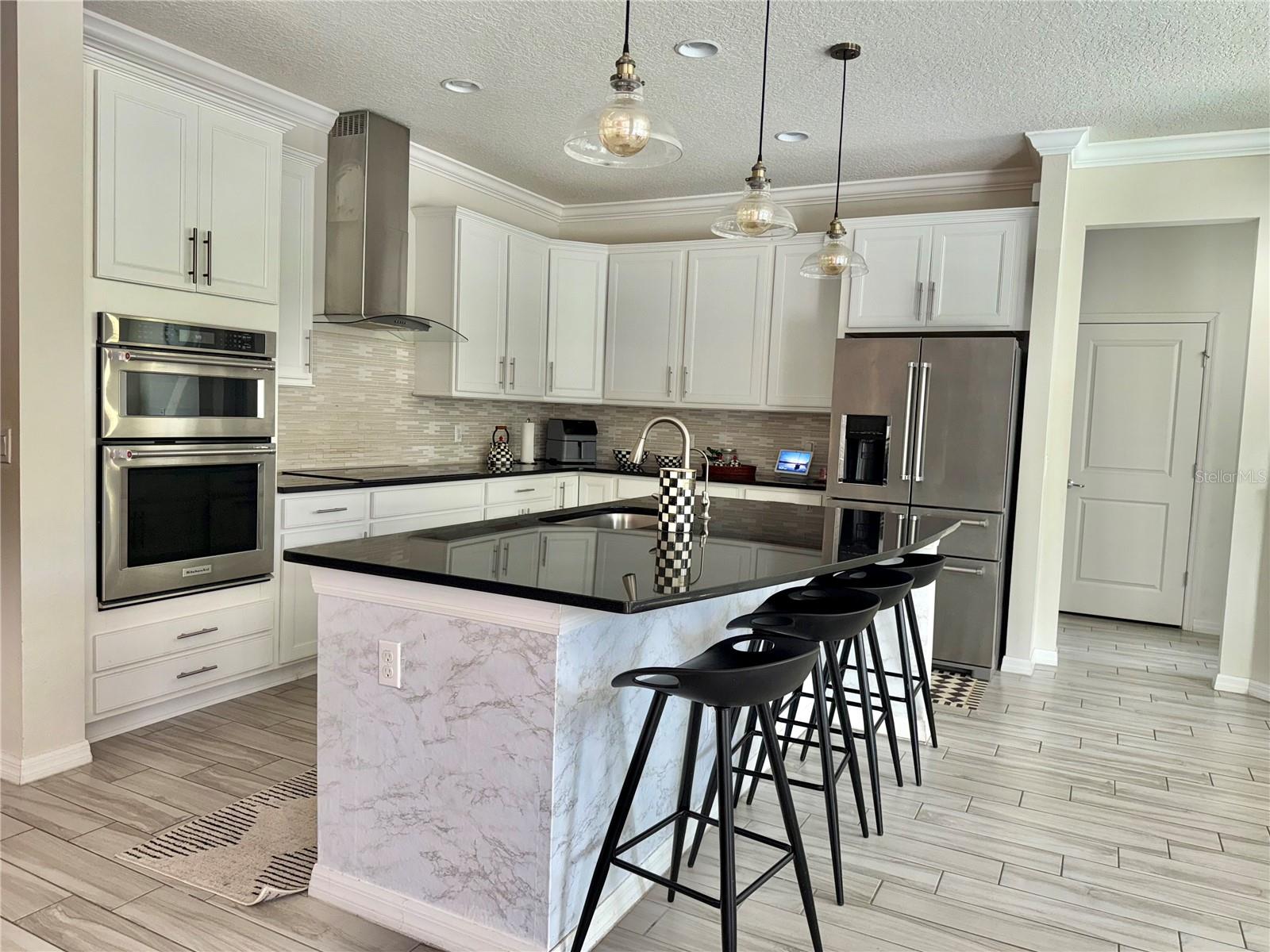 Image 12 of 41 For 14117 Larkspur Lake Drive