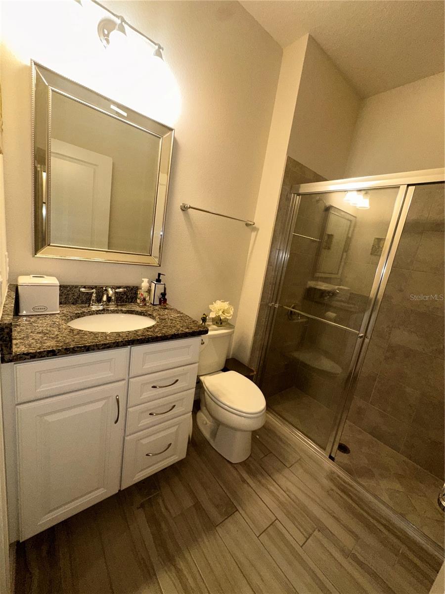 Image 31 of 41 For 14117 Larkspur Lake Drive