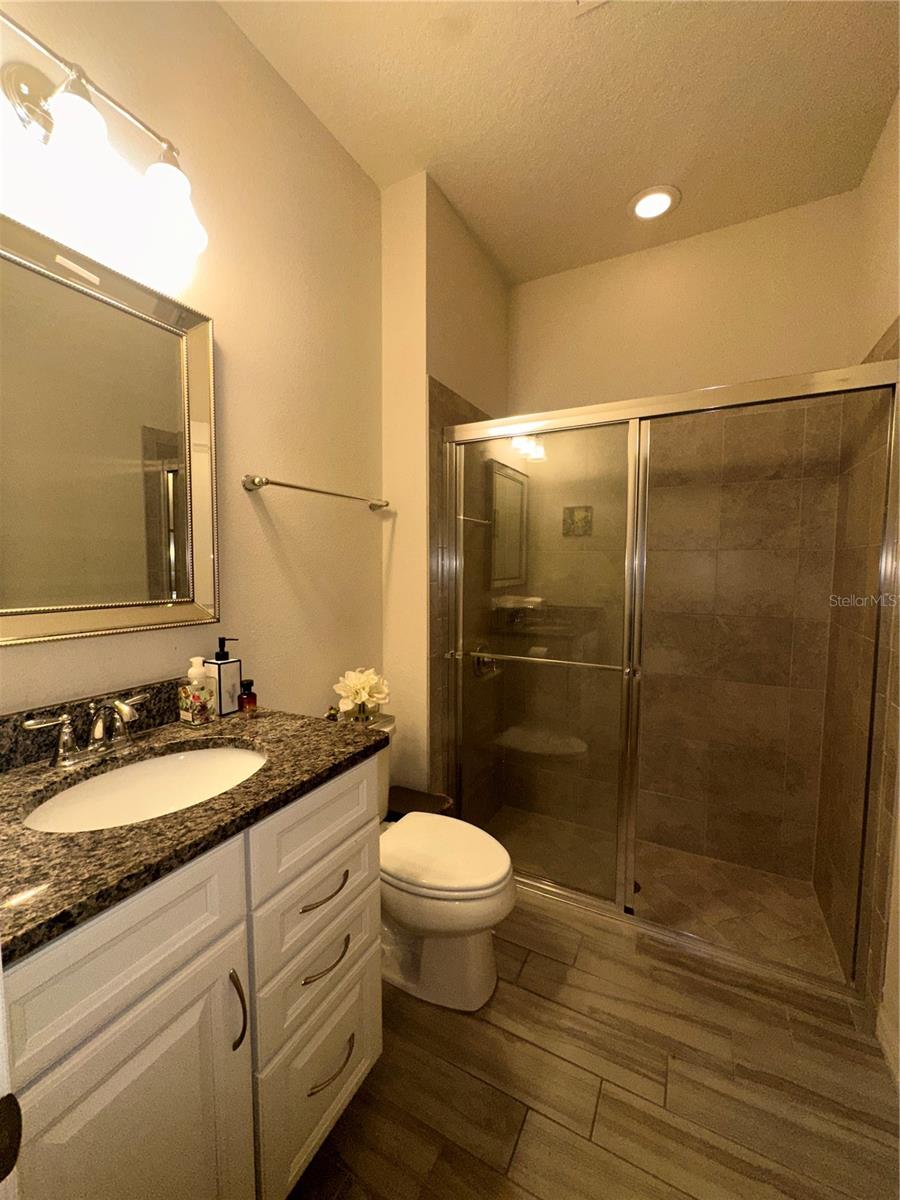 Image 32 of 41 For 14117 Larkspur Lake Drive
