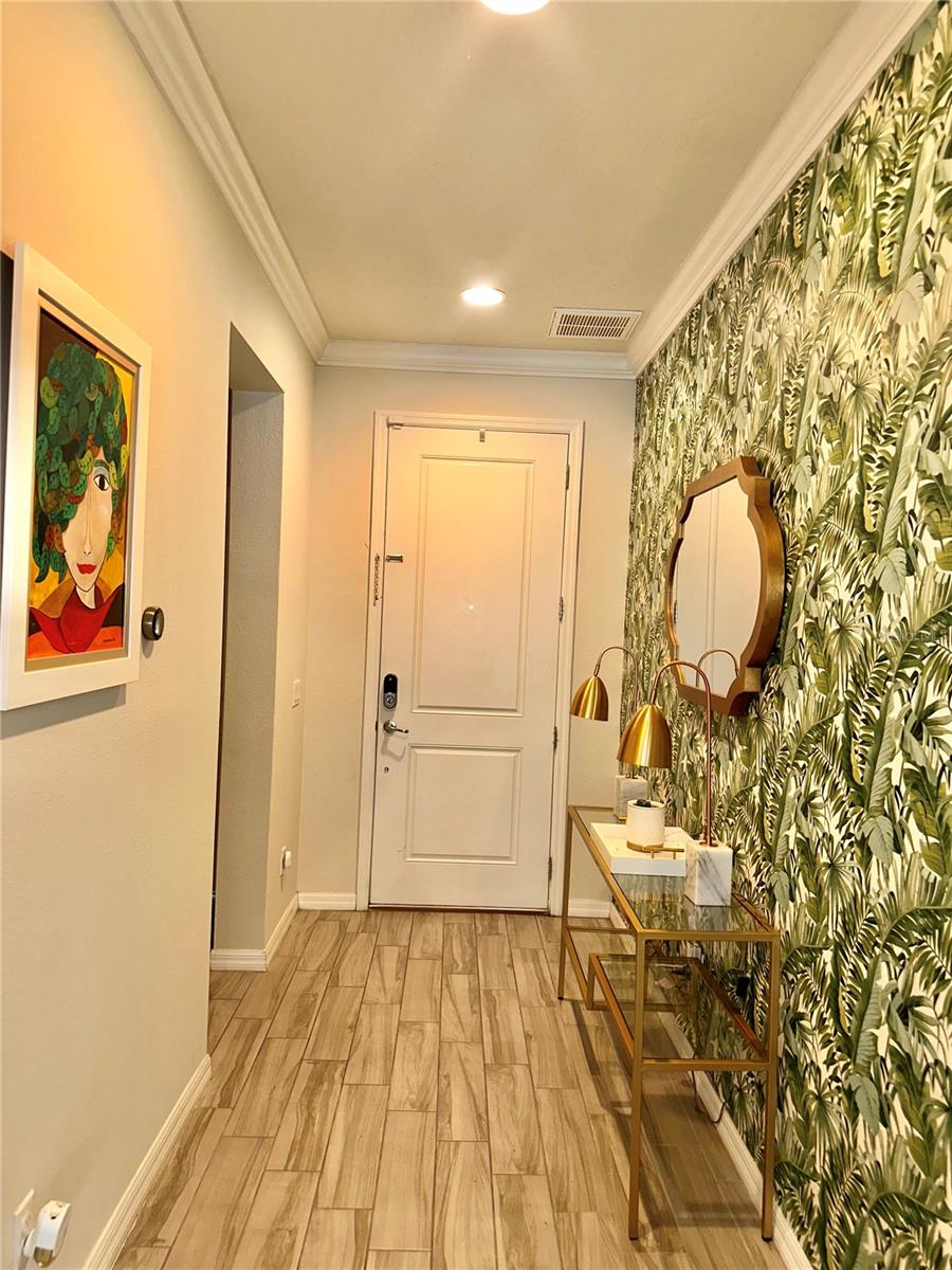 Image 4 of 41 For 14117 Larkspur Lake Drive