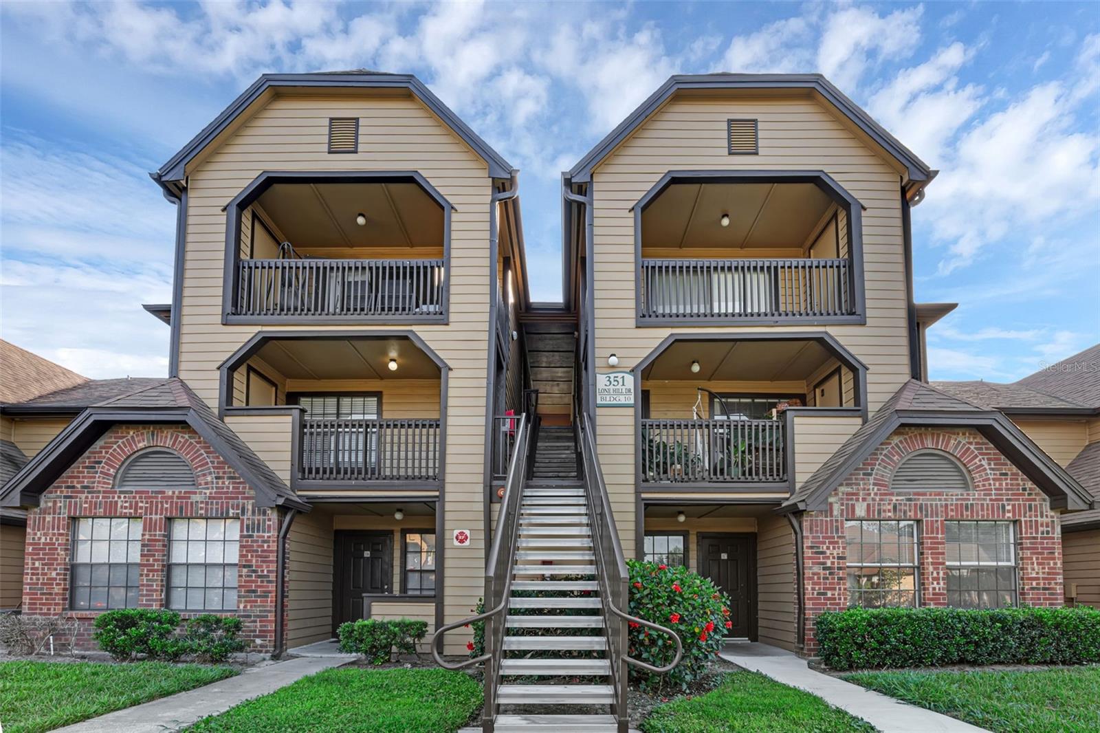 Details for 351 Lone Hill Drive 206, ALTAMONTE SPRINGS, FL 32701
