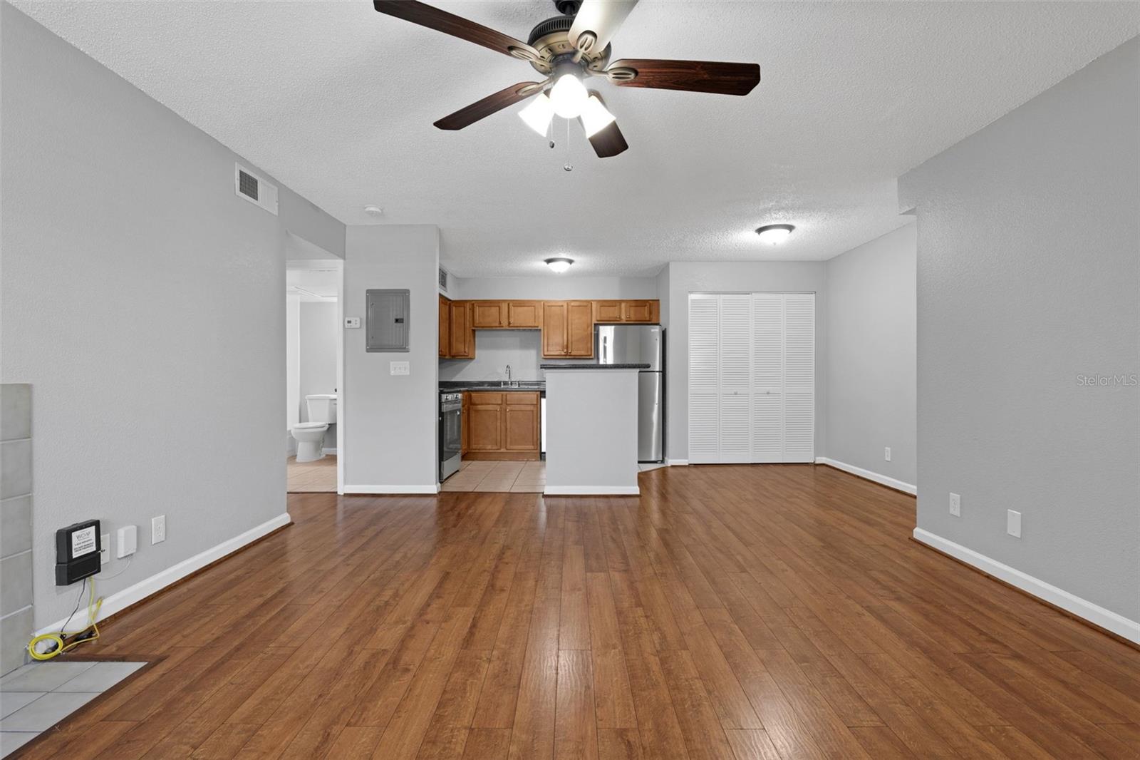 Image 6 of 27 For 351 Lone Hill Drive 206
