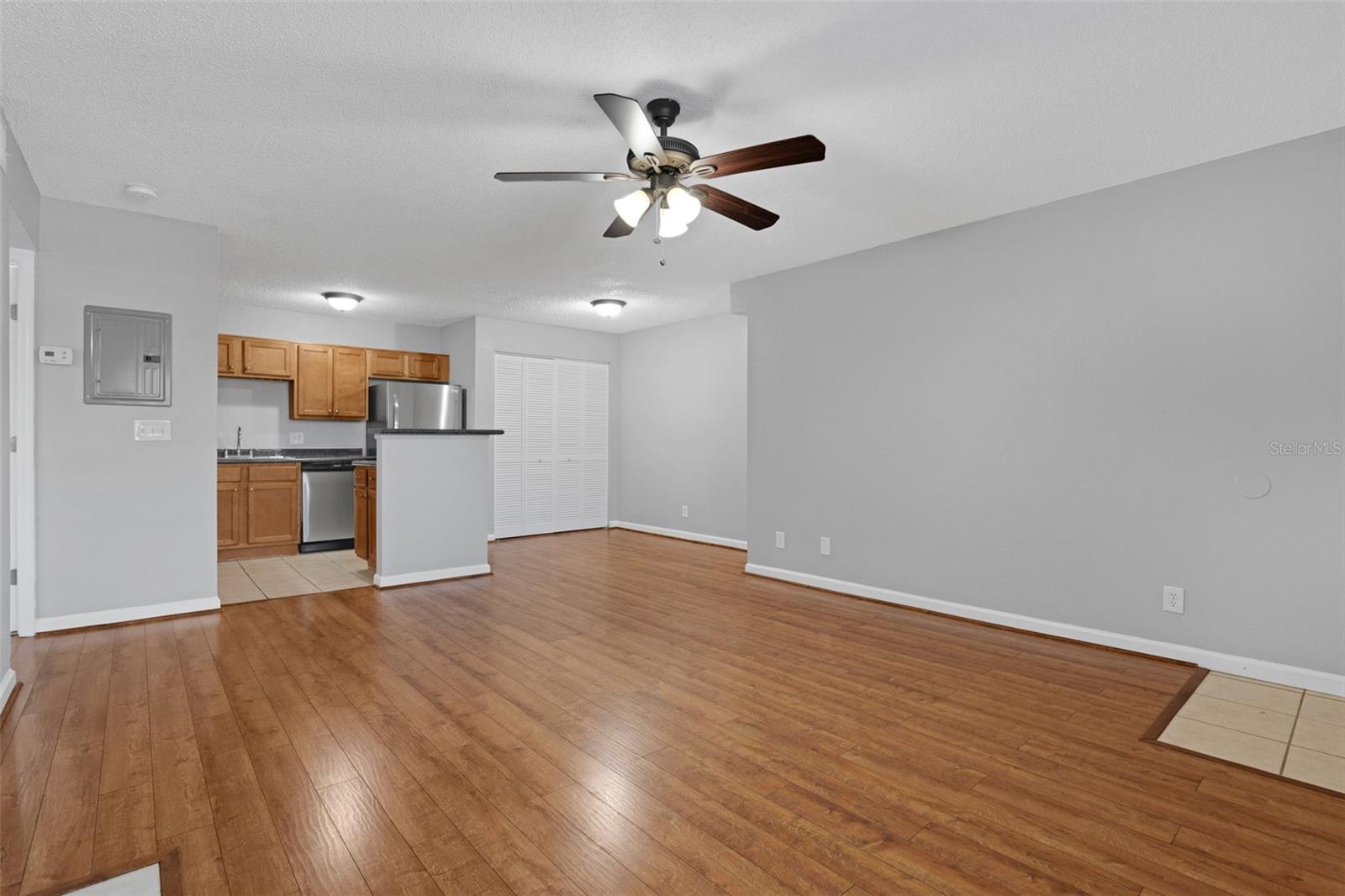 Image 7 of 27 For 351 Lone Hill Drive 206