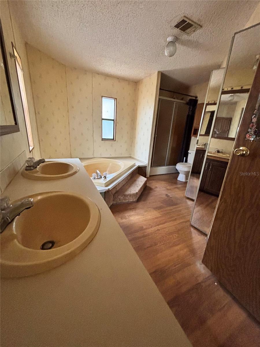 Image 7 of 7 For 230 212th Avenue