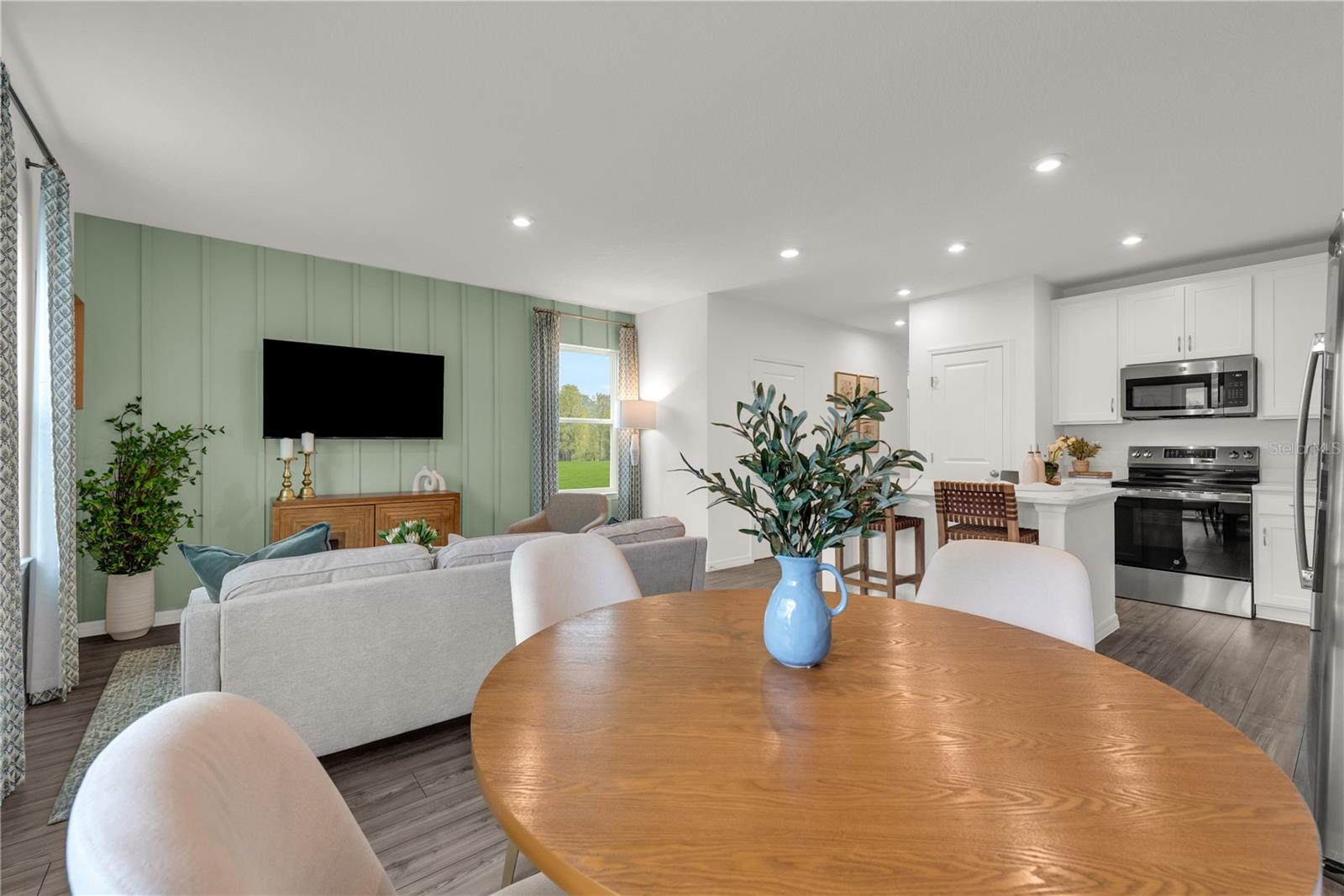 Image 13 of 36 For 3345 Thicket Street