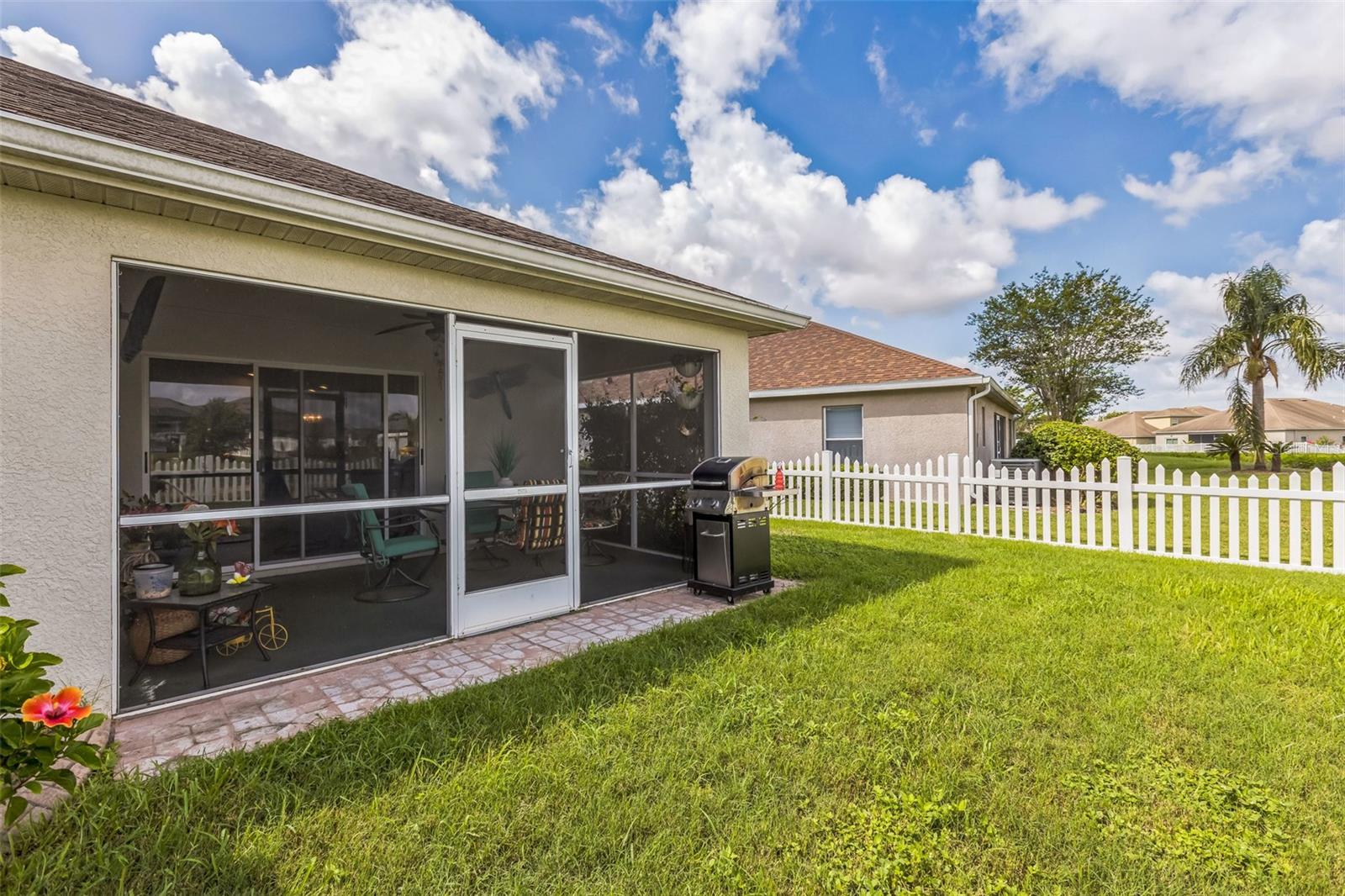 Image 37 of 40 For 6935 Runner Oak Drive
