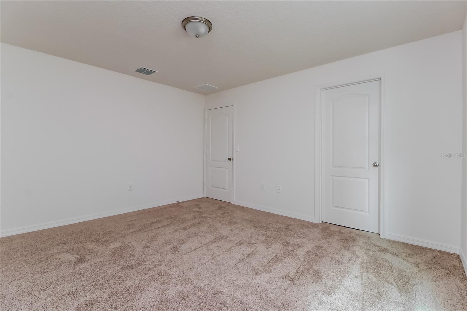 Image 7 of 16 For 2136 Peyto Way