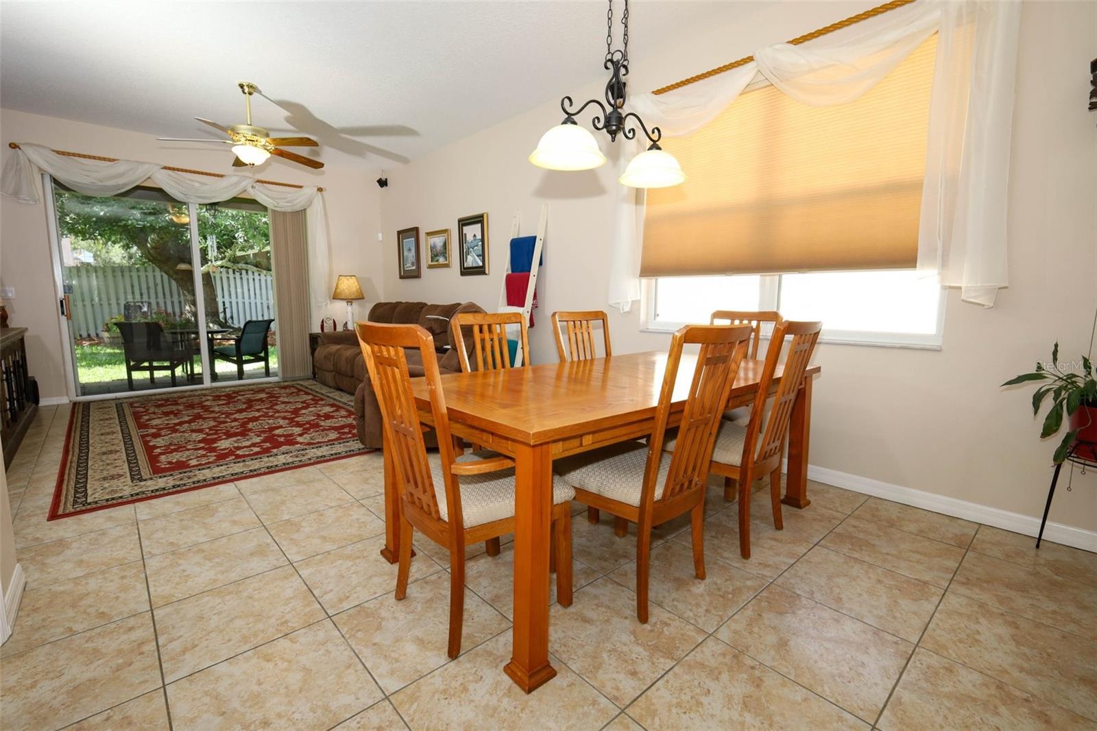 Image 15 of 52 For 4954 Alavista Drive