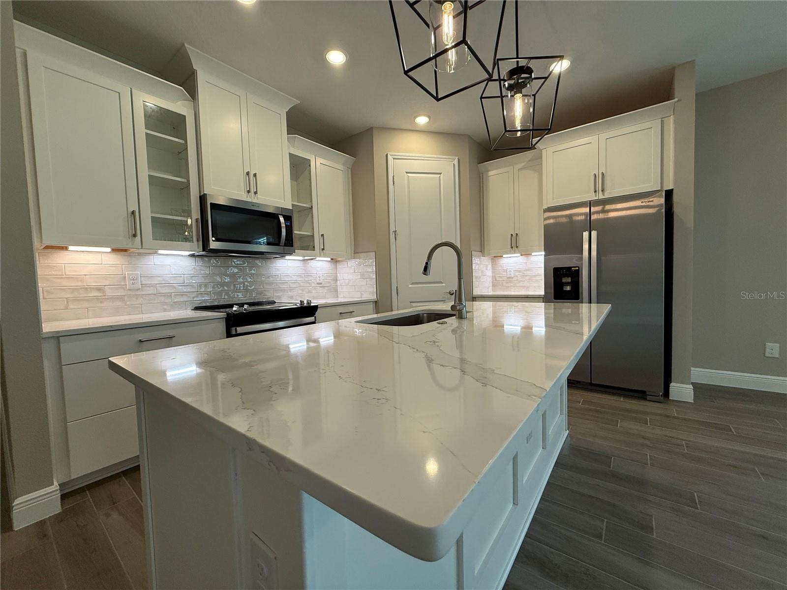 Image 3 of 17 For 368 Birkdale Drive