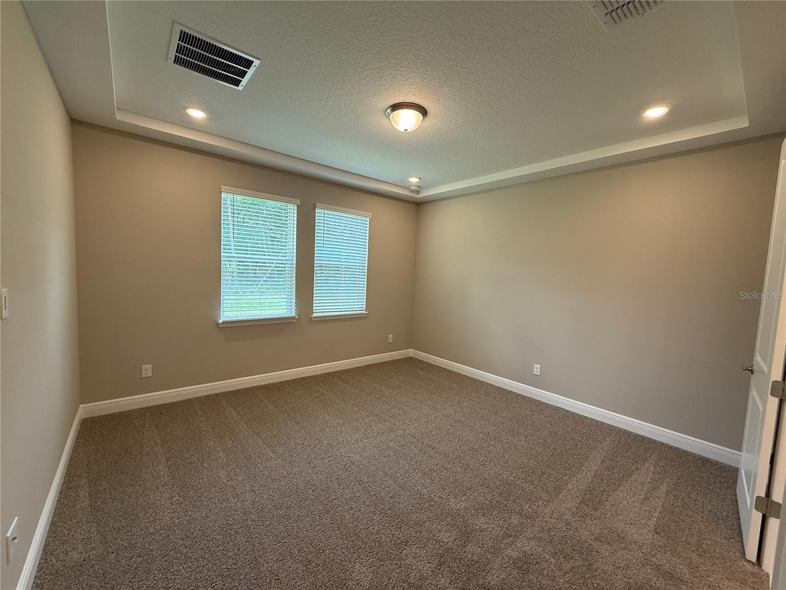 Image 5 of 17 For 368 Birkdale Drive