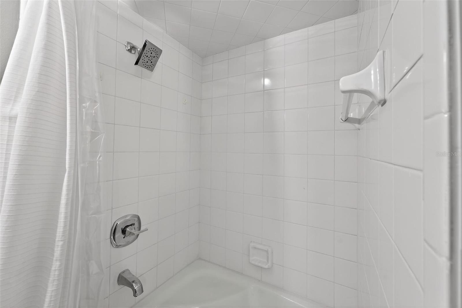 Image 56 of 72 For 830 Oak Street