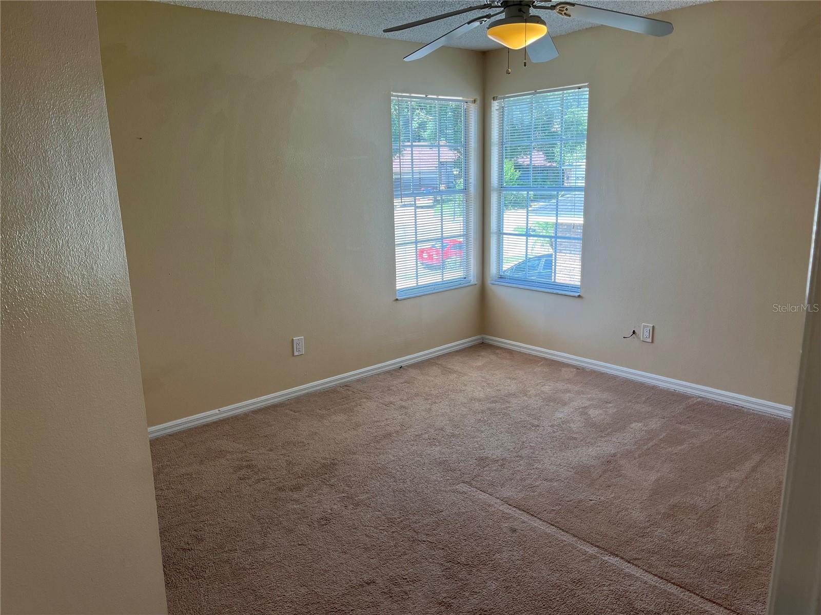 Image 17 of 25 For 2625 Rangeley Court