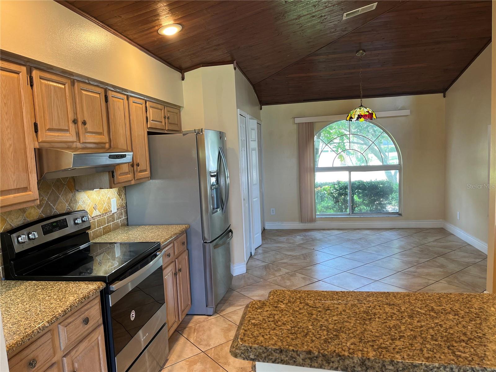 Image 9 of 25 For 2625 Rangeley Court