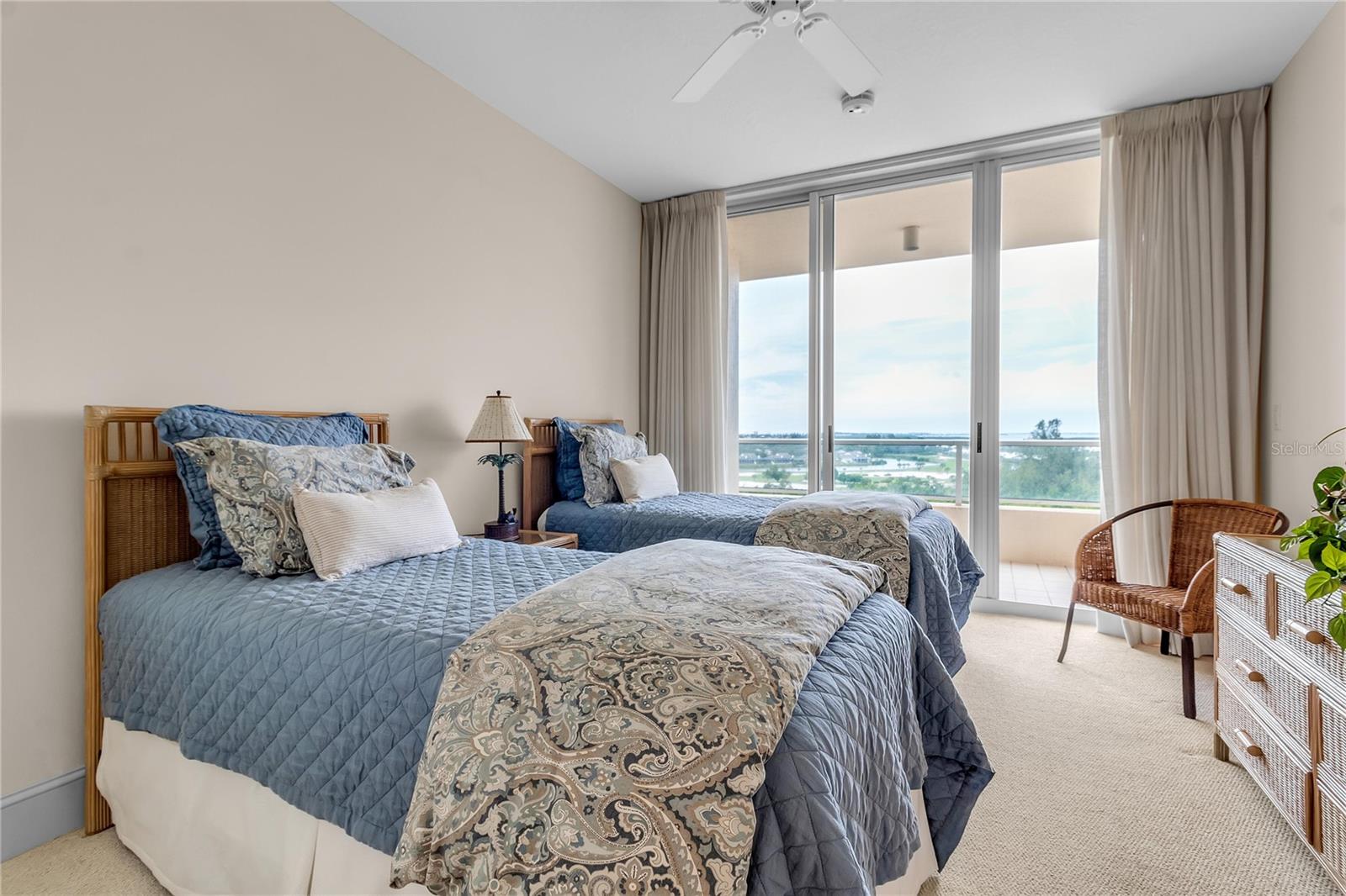 Image 20 of 29 For 3010 Grand Bay Boulevard 472