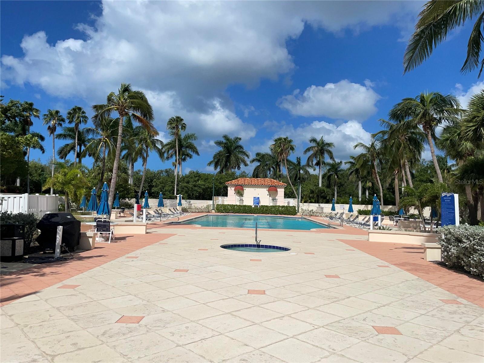 Image 24 of 29 For 3010 Grand Bay Boulevard 472