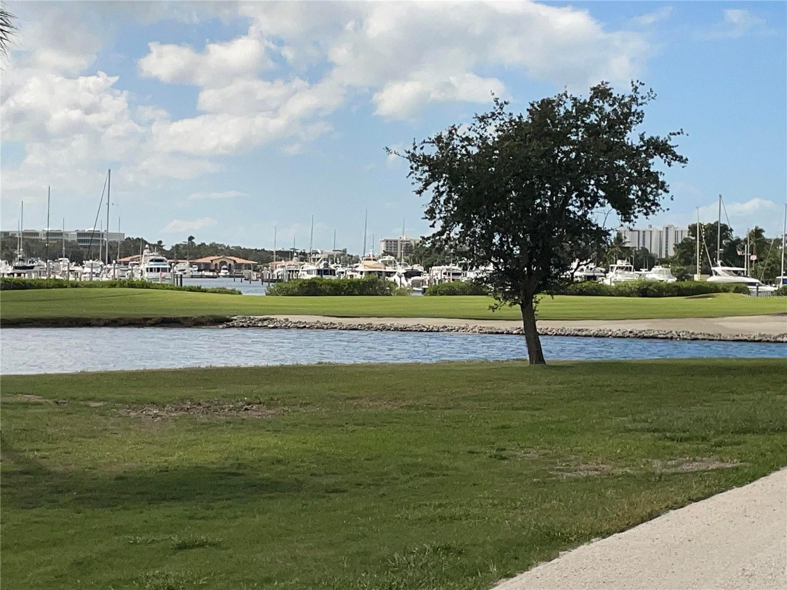 Image 26 of 29 For 3010 Grand Bay Boulevard 472