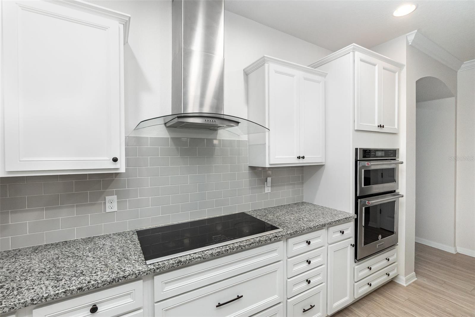 Image 10 of 41 For 14215 Lakeview Park Road