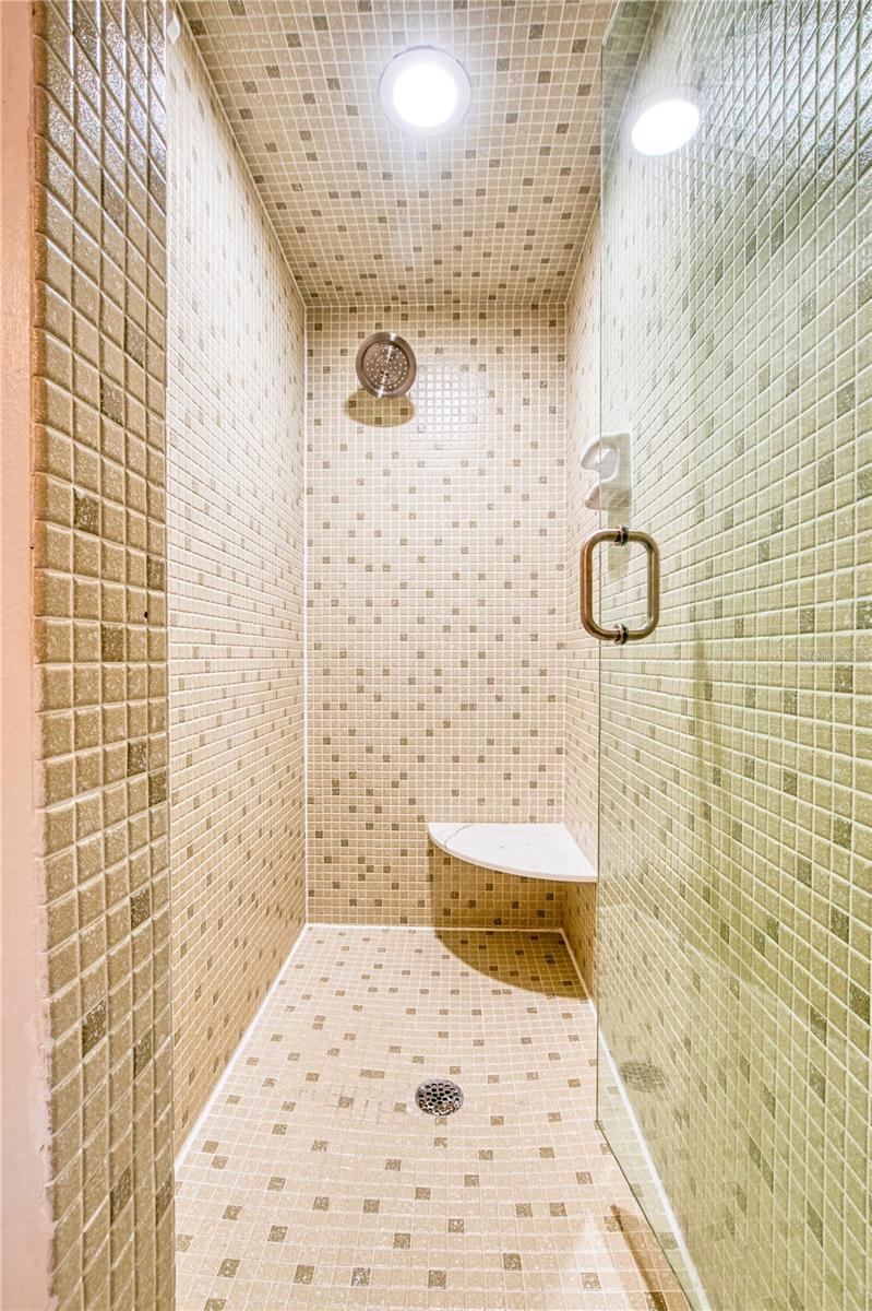 Image 13 of 23 For 1809 Pepperidge Drive