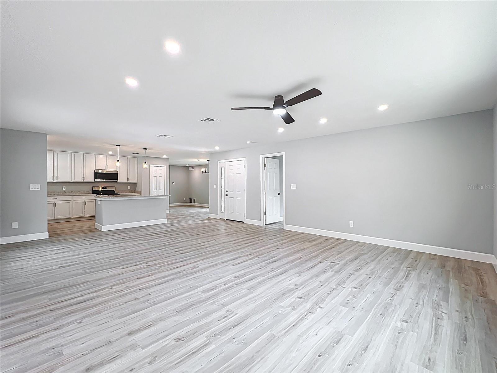 Image 16 of 67 For 8676 Hillside Drive