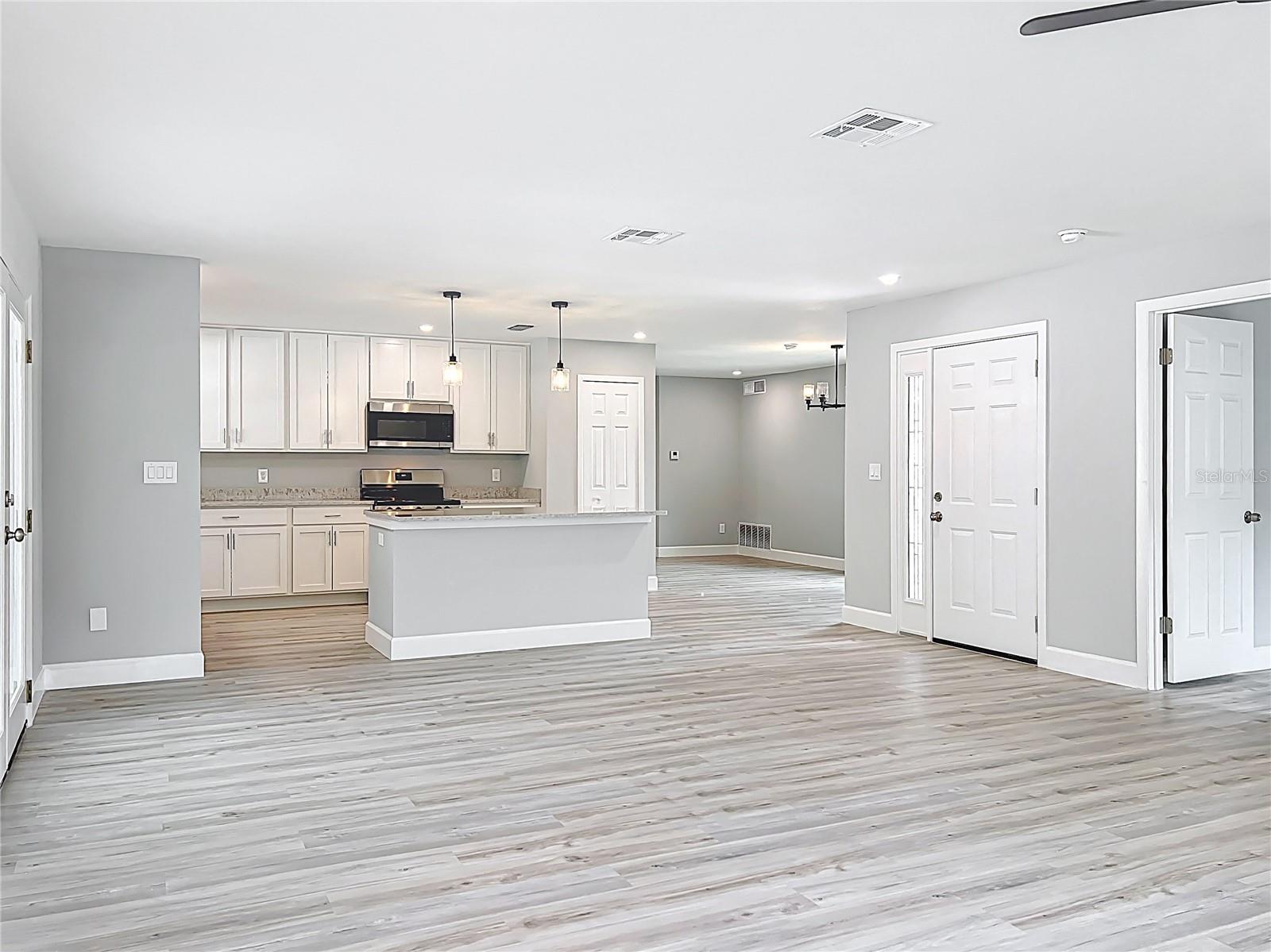 Image 17 of 67 For 8676 Hillside Drive