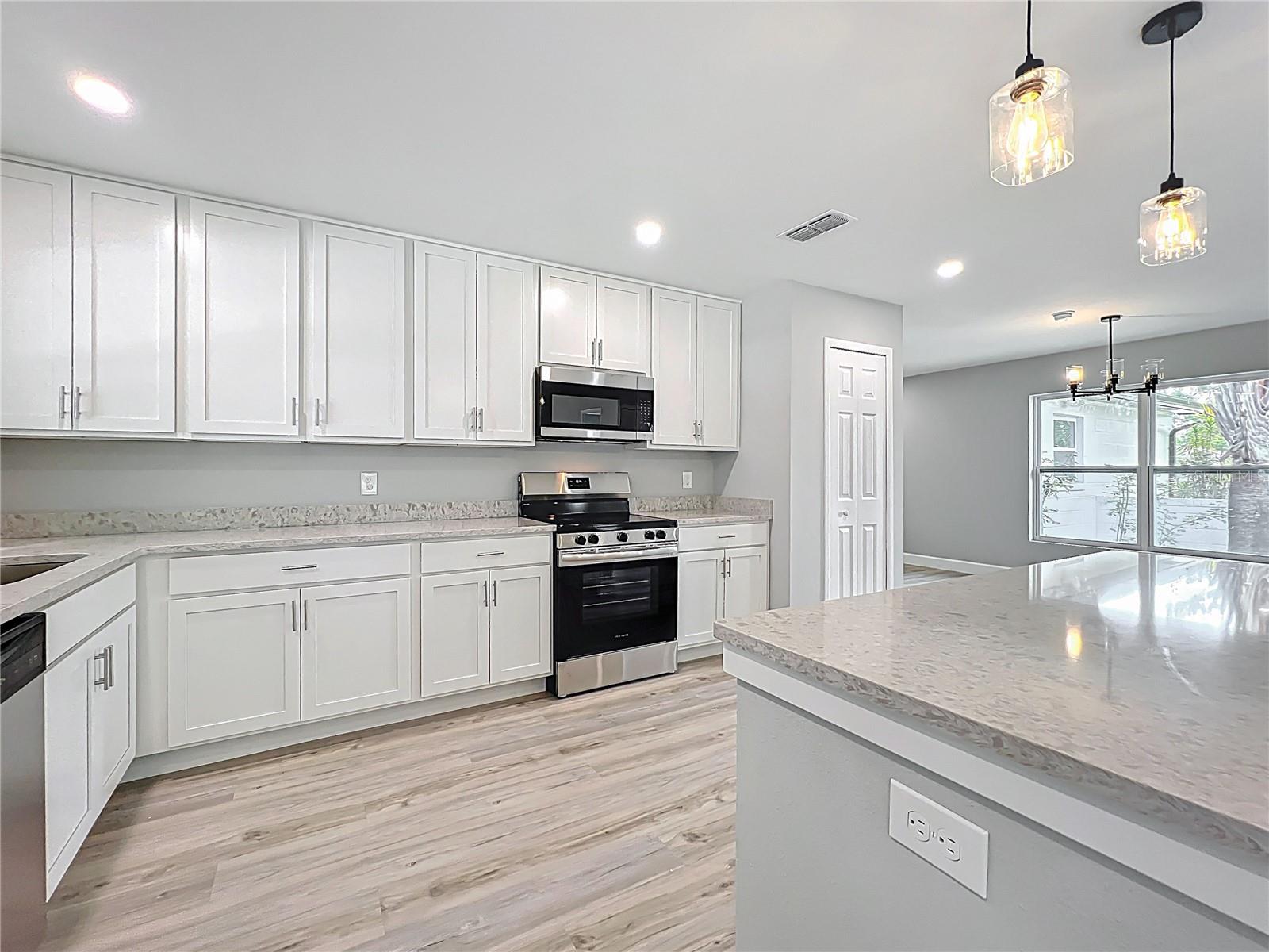 Image 21 of 67 For 8676 Hillside Drive