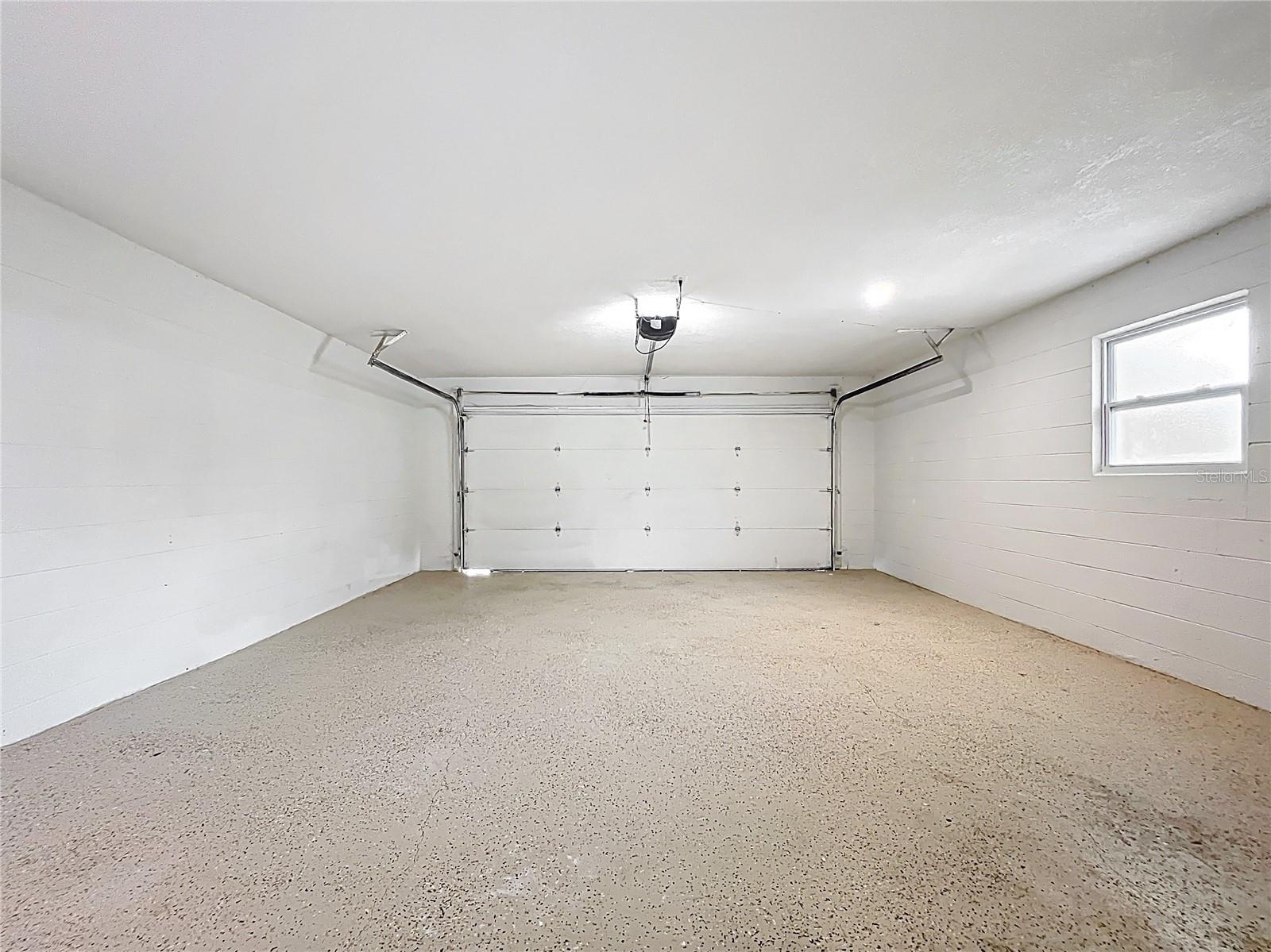 Image 48 of 67 For 8676 Hillside Drive