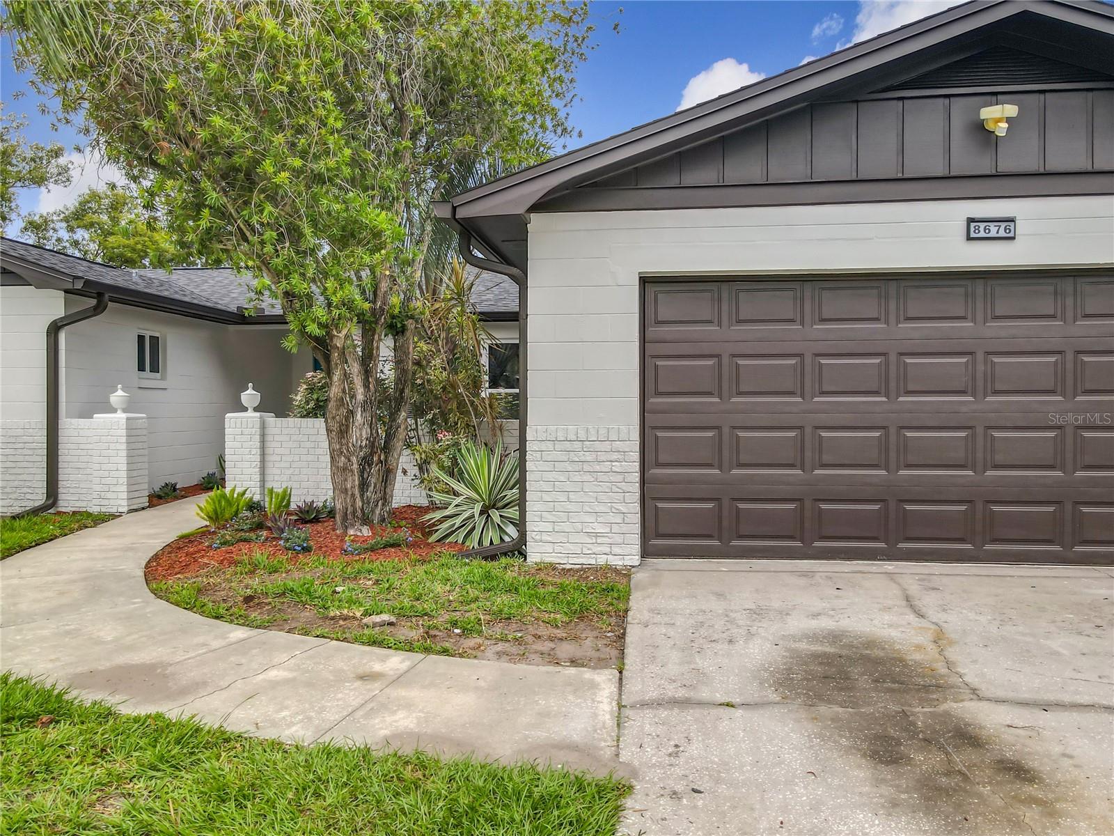 Image 5 of 67 For 8676 Hillside Drive