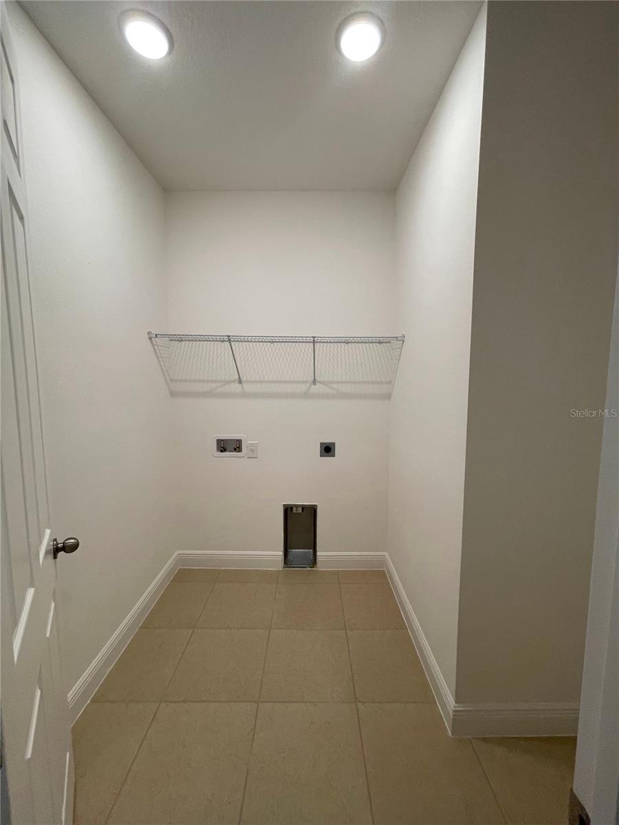 Image 18 of 22 For 2889 Nottel Drive
