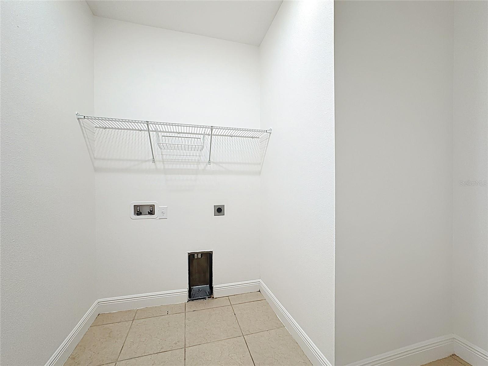 Image 31 of 43 For 2889 Nottel Drive