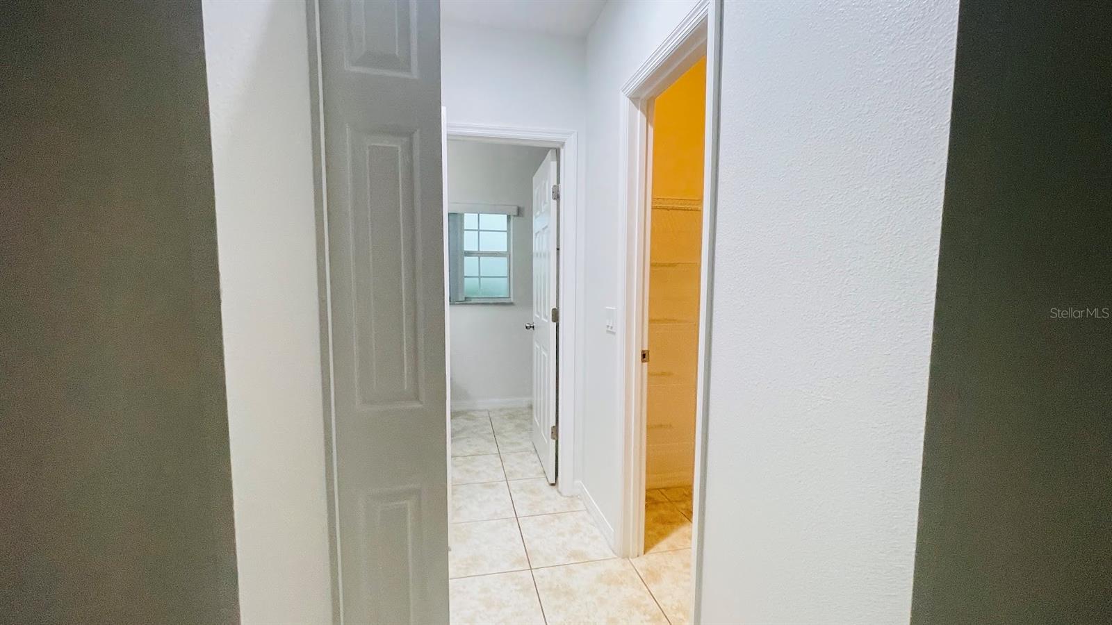 Image 12 of 16 For 4044 Marina Isle Drive
