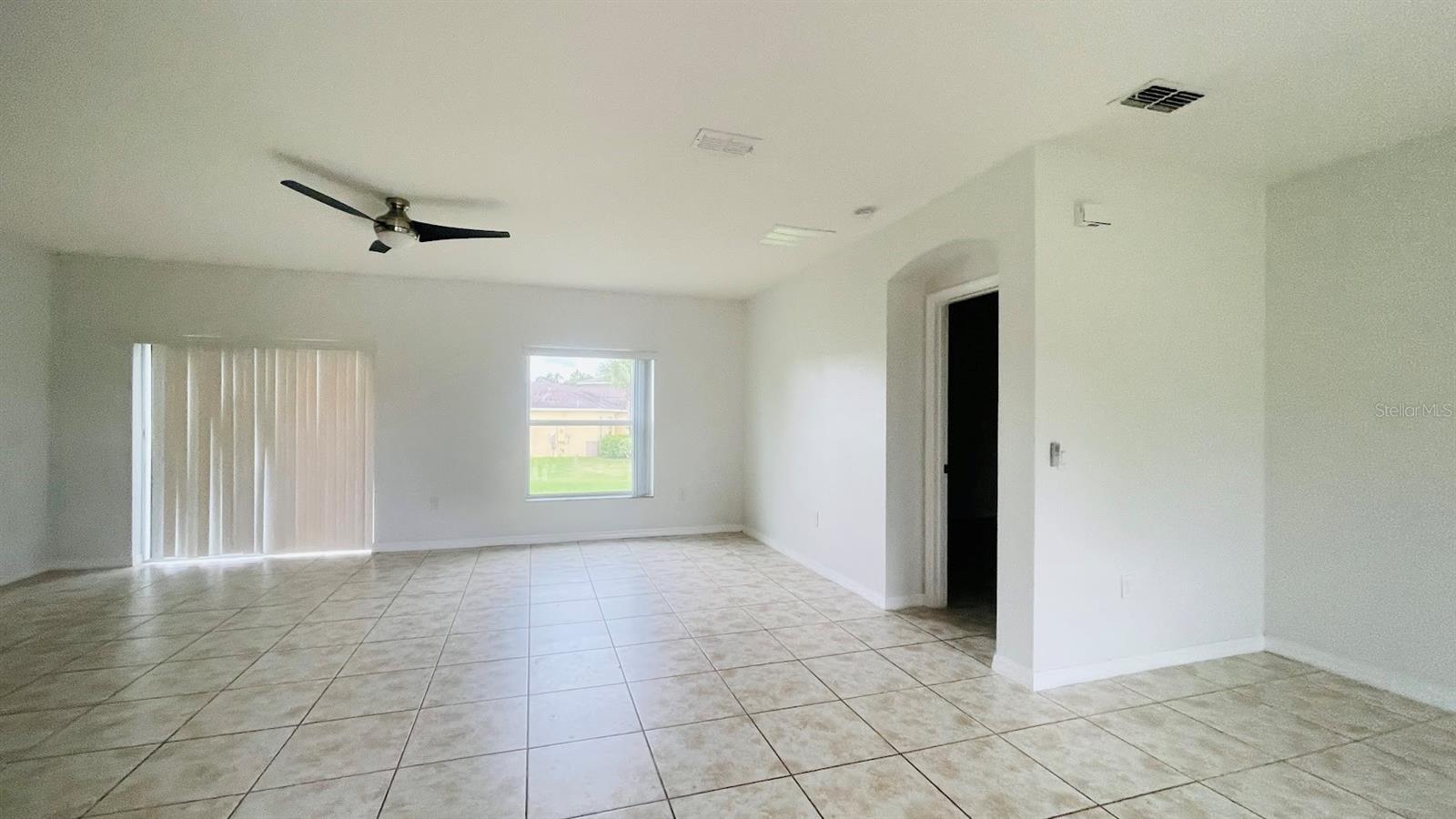 Image 2 of 16 For 4044 Marina Isle Drive