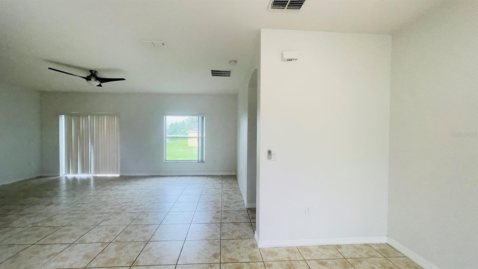 Image 4 of 16 For 4044 Marina Isle Drive
