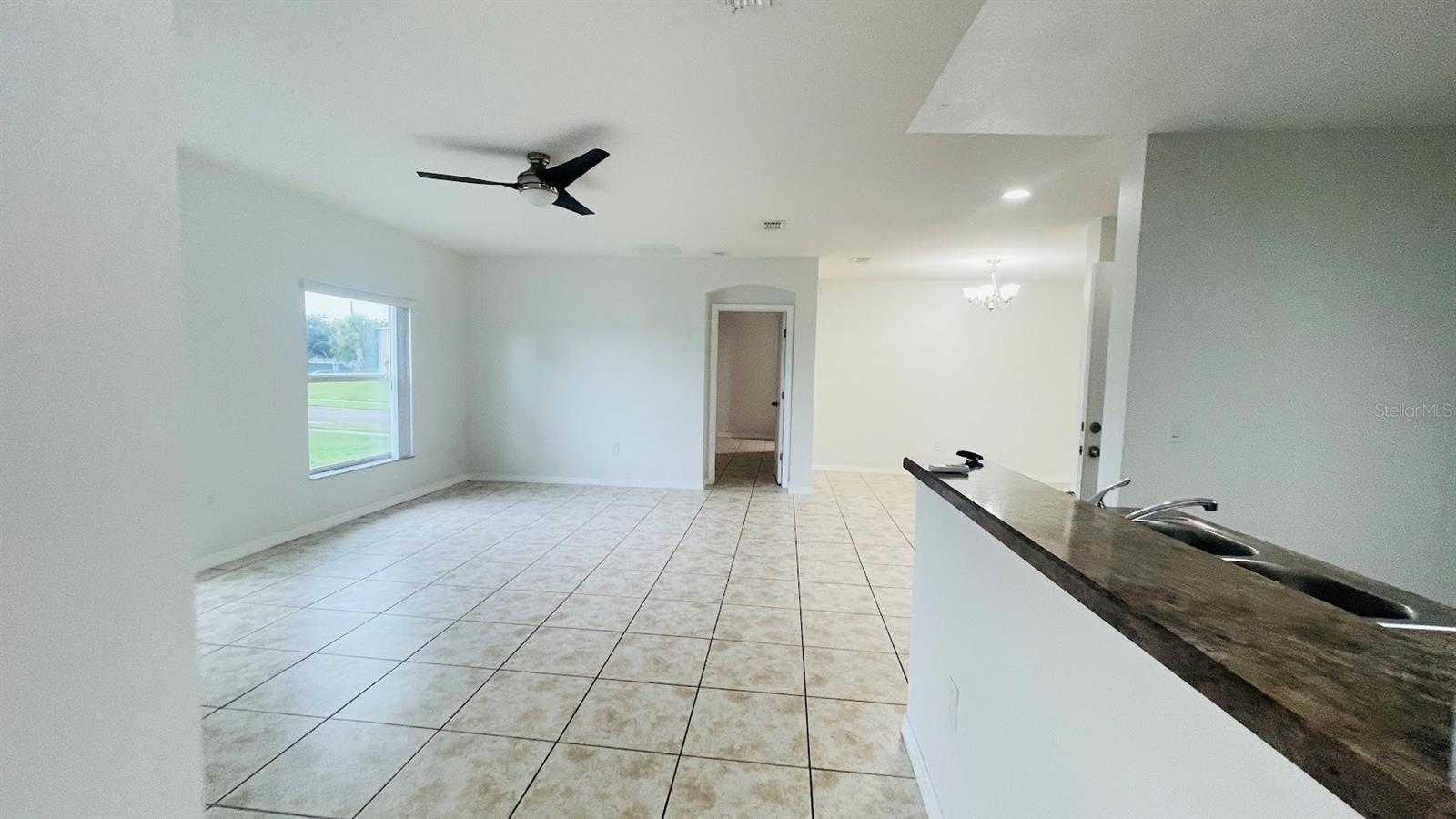 Image 9 of 16 For 4044 Marina Isle Drive