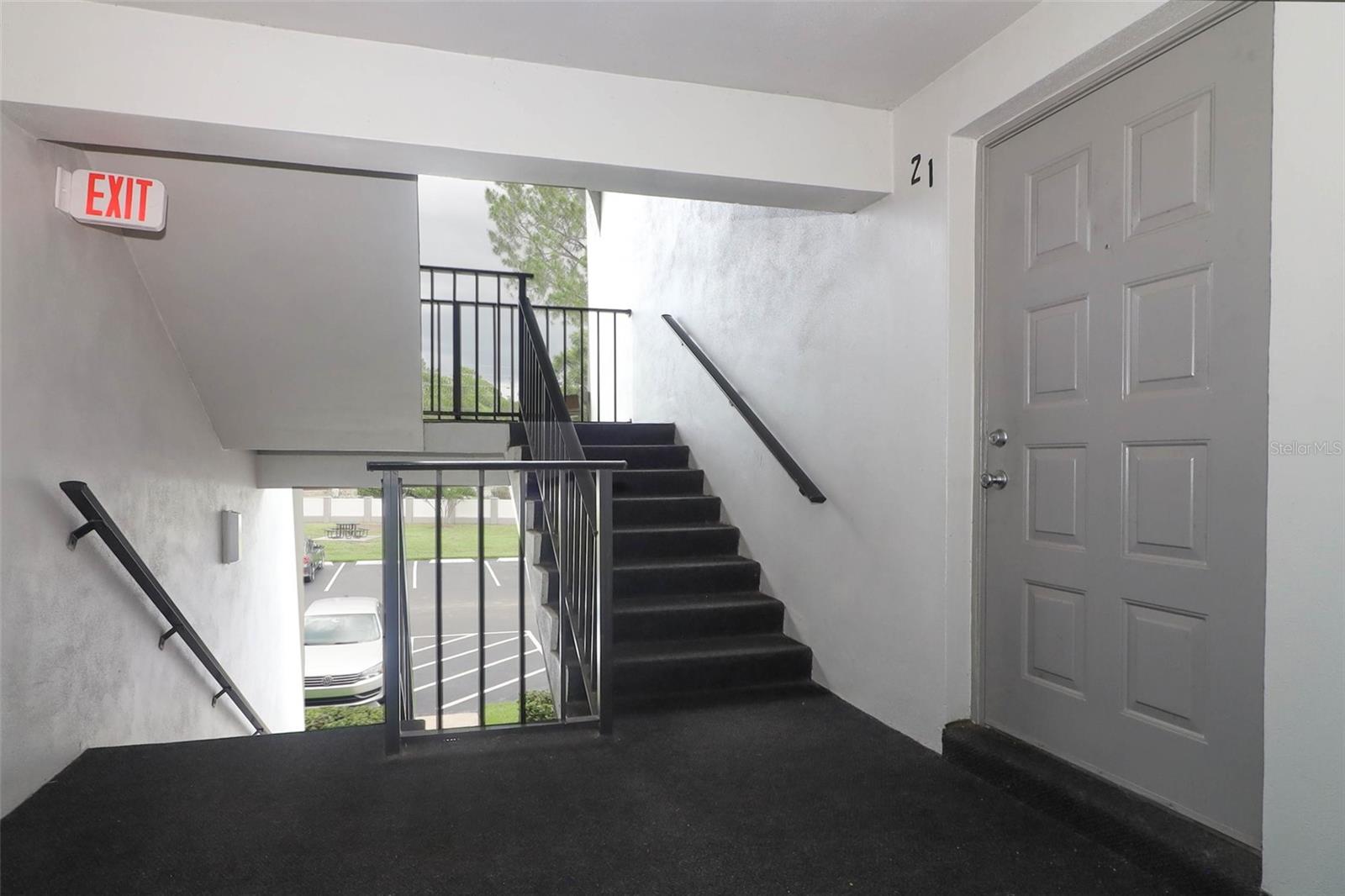 Image 28 of 39 For 1221 S Pine Ridge Cir  A2