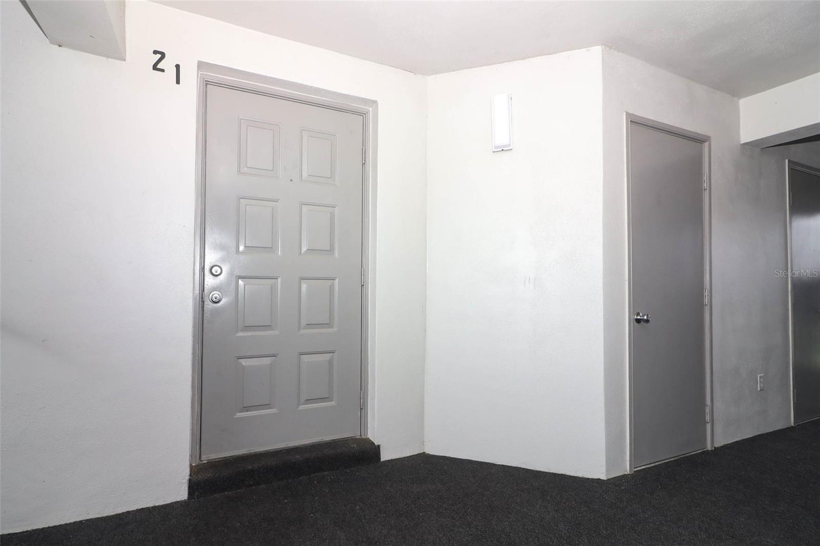 Image 4 of 39 For 1221 S Pine Ridge Cir  A2