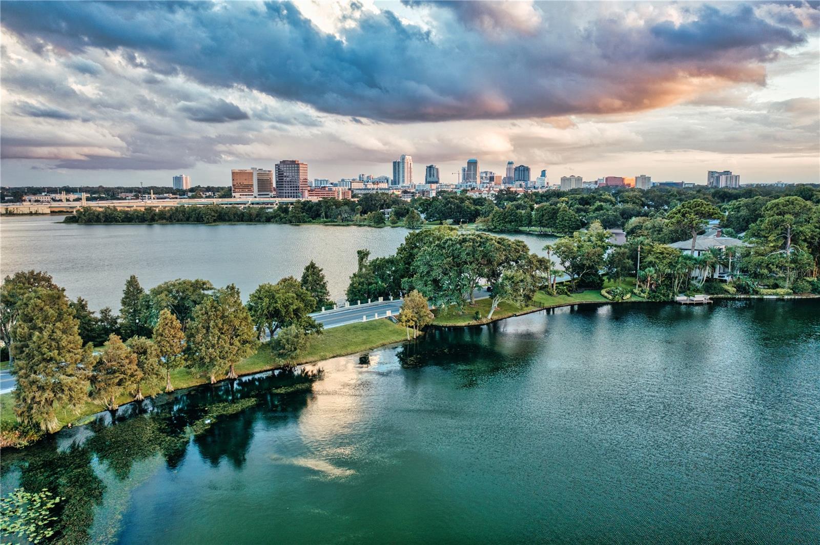 Image 38 of 41 For 3007 Knollwood Circle