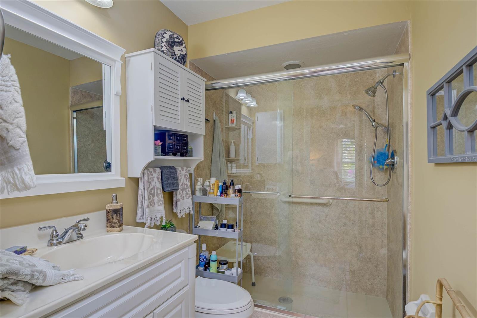 Image 14 of 26 For 5323 Concord Way